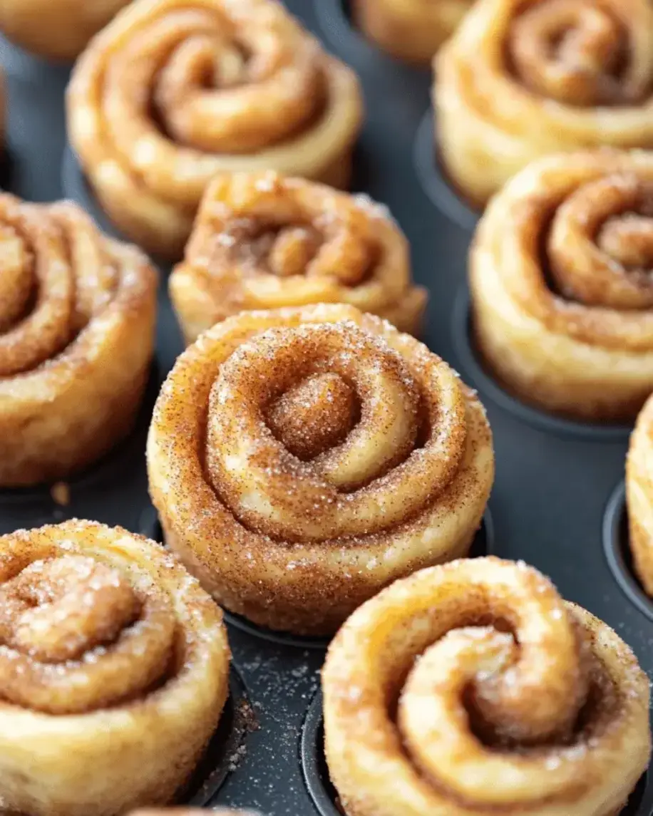 Finished cinnamon sugar cruffins ready to serve